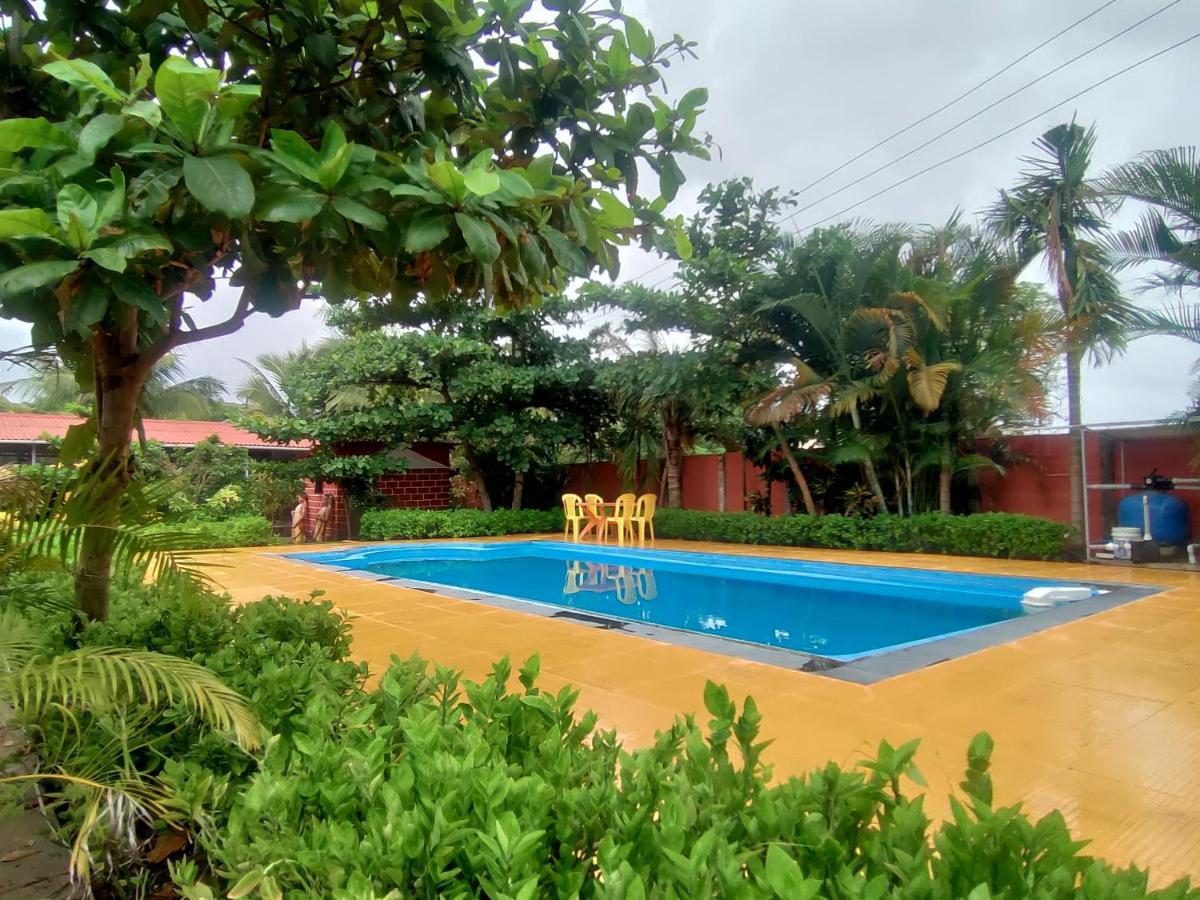 אליבג Opulence Resort Awas Alibaug מראה חיצוני תמונה